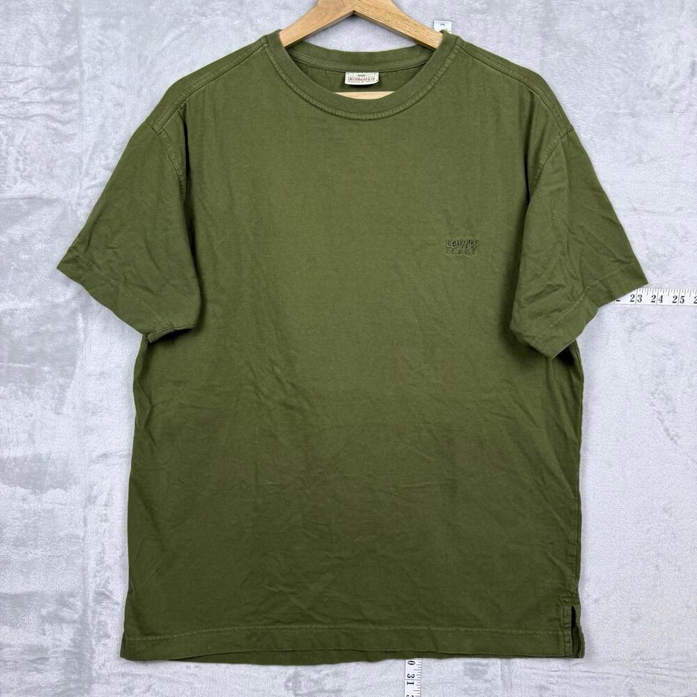 Vintage 1990s Levi's Strauss & Co T-Shirt Green Size M Embroidered Logo Classic